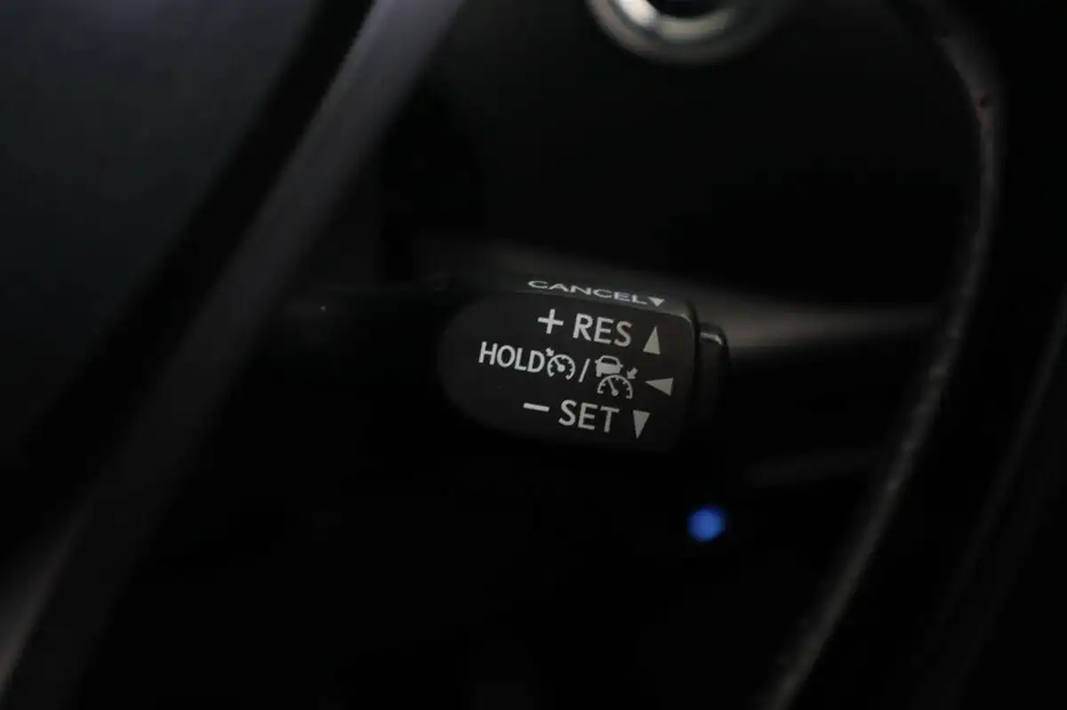 2022-toyota-c-hr-18-vvt-i-gr-sport-big-47