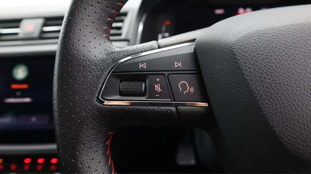 2021-seat-ibiza-10-tsi-fr-sport-110ps-big-22