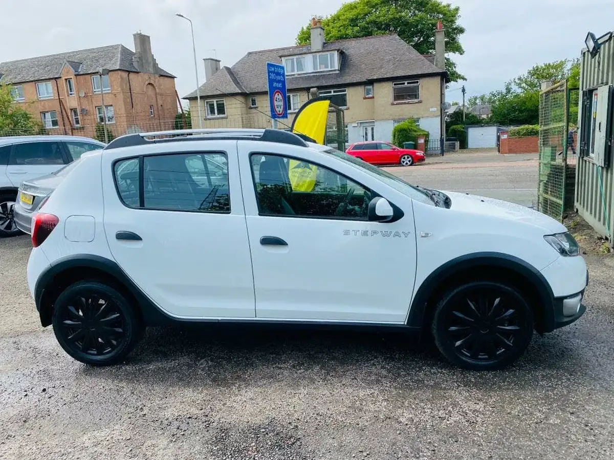 2016-dacia-sandero-stepway-09-tce-laureate-big-8