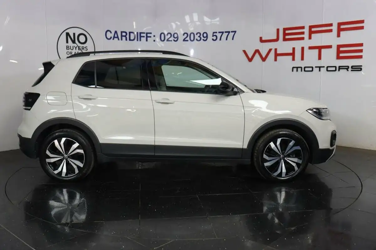 2022-volkswagen-t-cross-10-tsi-black-edition-110ps-big-3
