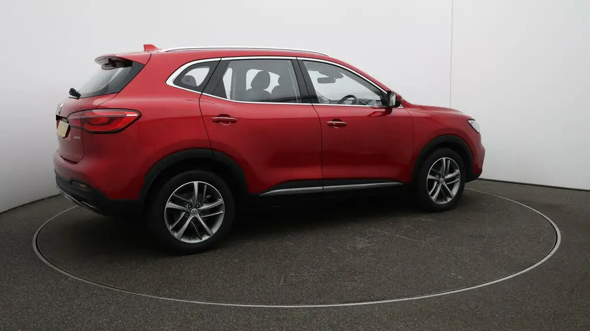 2022-mg-hs-15t-gdi-excite-162ps-dct-big-51