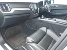 2020-volvo-xc60-20td-b5-r-design-pro-small-4