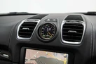 2016-porsche-cayman-38-gt4-small-35