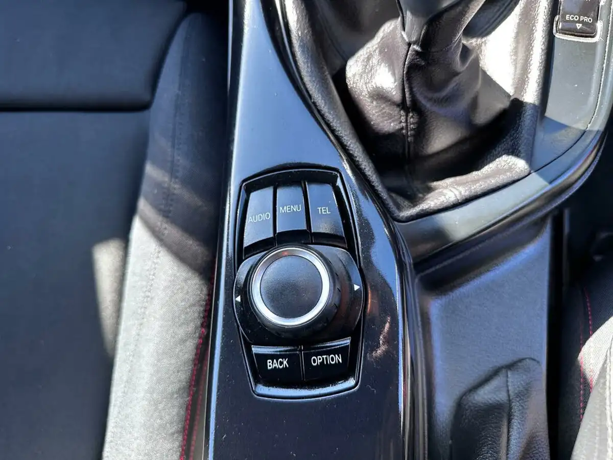 2014-bmw-1-series-16-114i-sport-ss-5d-big-25