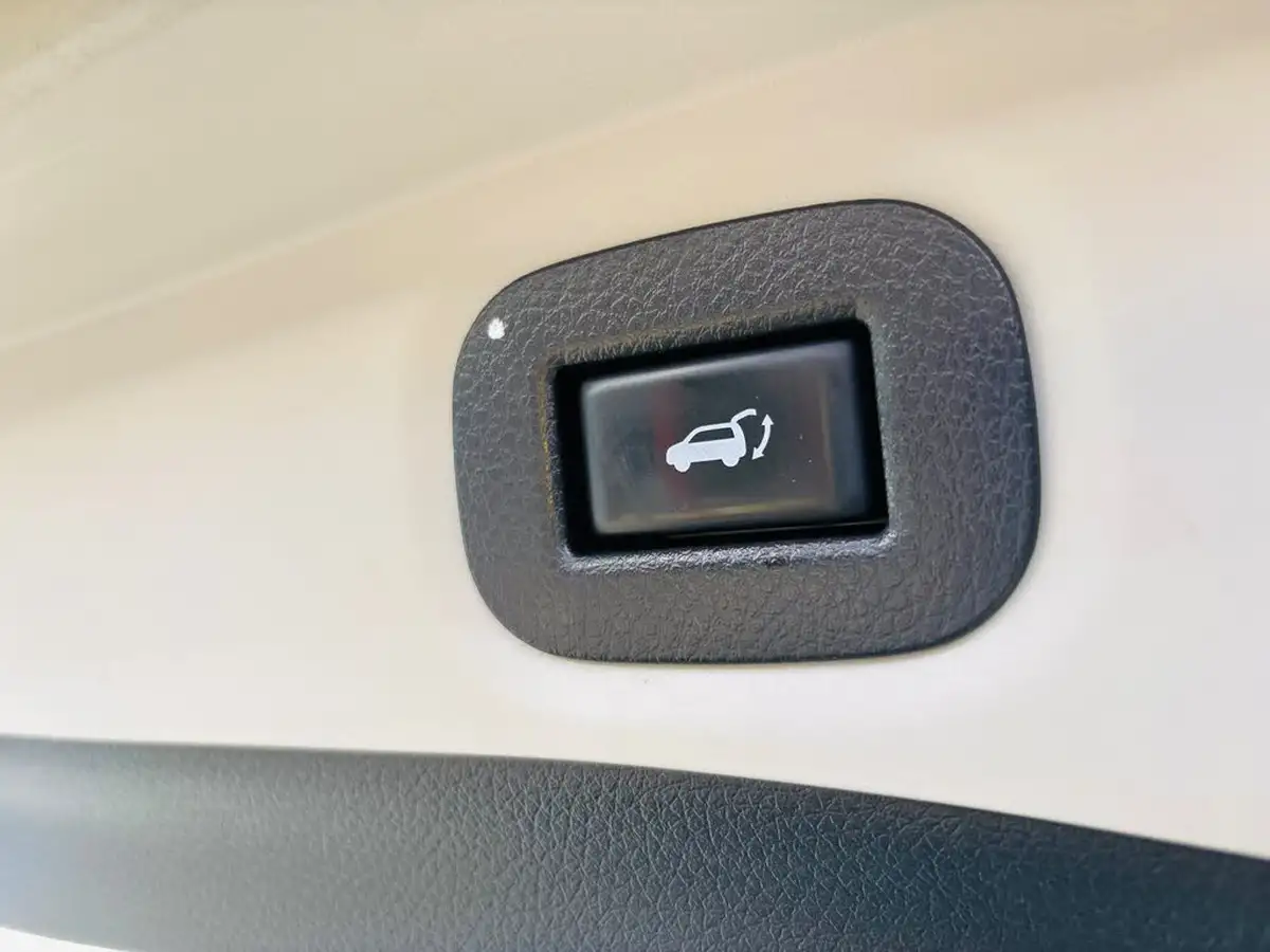 2015-nissan-x-trail-16dci-tekna-ss-big-13