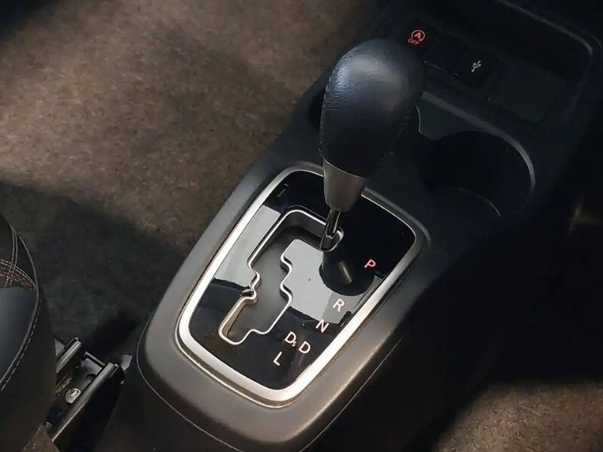 2020-mitsubishi-mirage-12-design-cvt-big-14