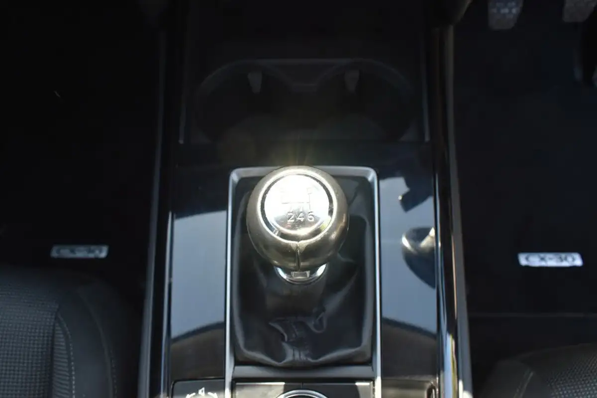 2021-mazda-cx-30-20-e-skyactiv-g-se-l-lux-big-13