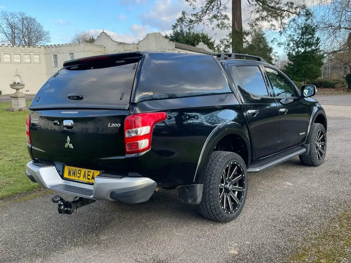 2019-mitsubishi-l200-24di-d-warrior-eu6b-big-5