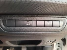 2016-peugeot-208-small-9