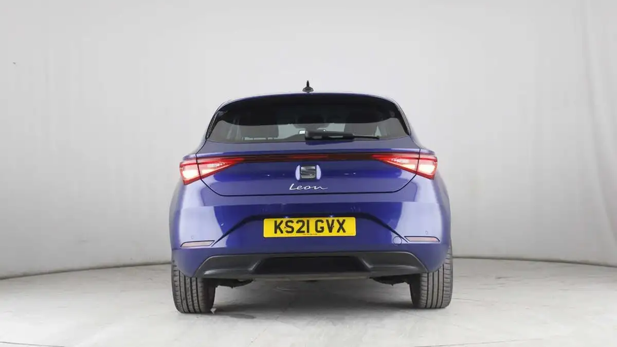 2021-seat-leon-10-etsi-evo-se-dynamic-hatchback-big-4