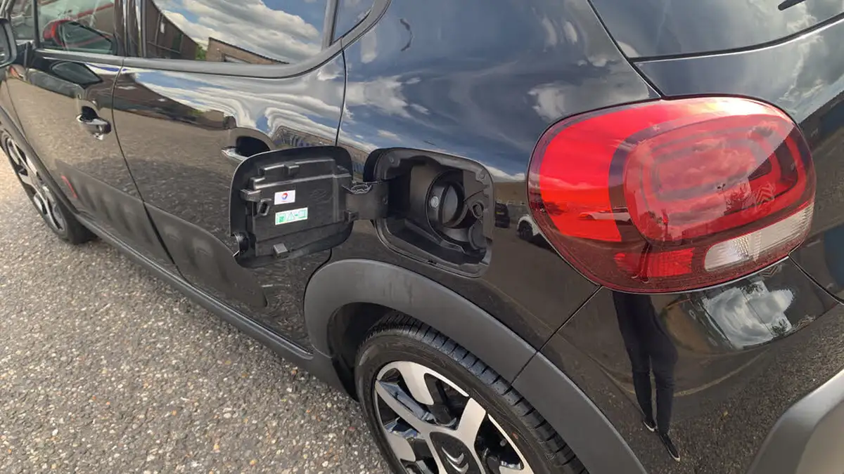 2018-citroen-c3-12-puretech-flair-nav-edition-82ps-big-48