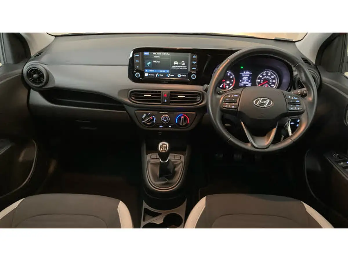 2022-hyundai-i10-10-se-connect-big-8