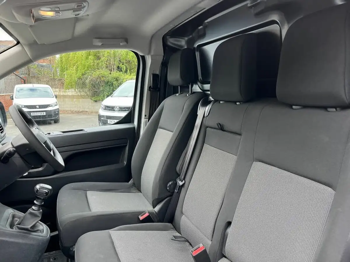 2024-vauxhall-vivaro-20td-xl-pro-big-7