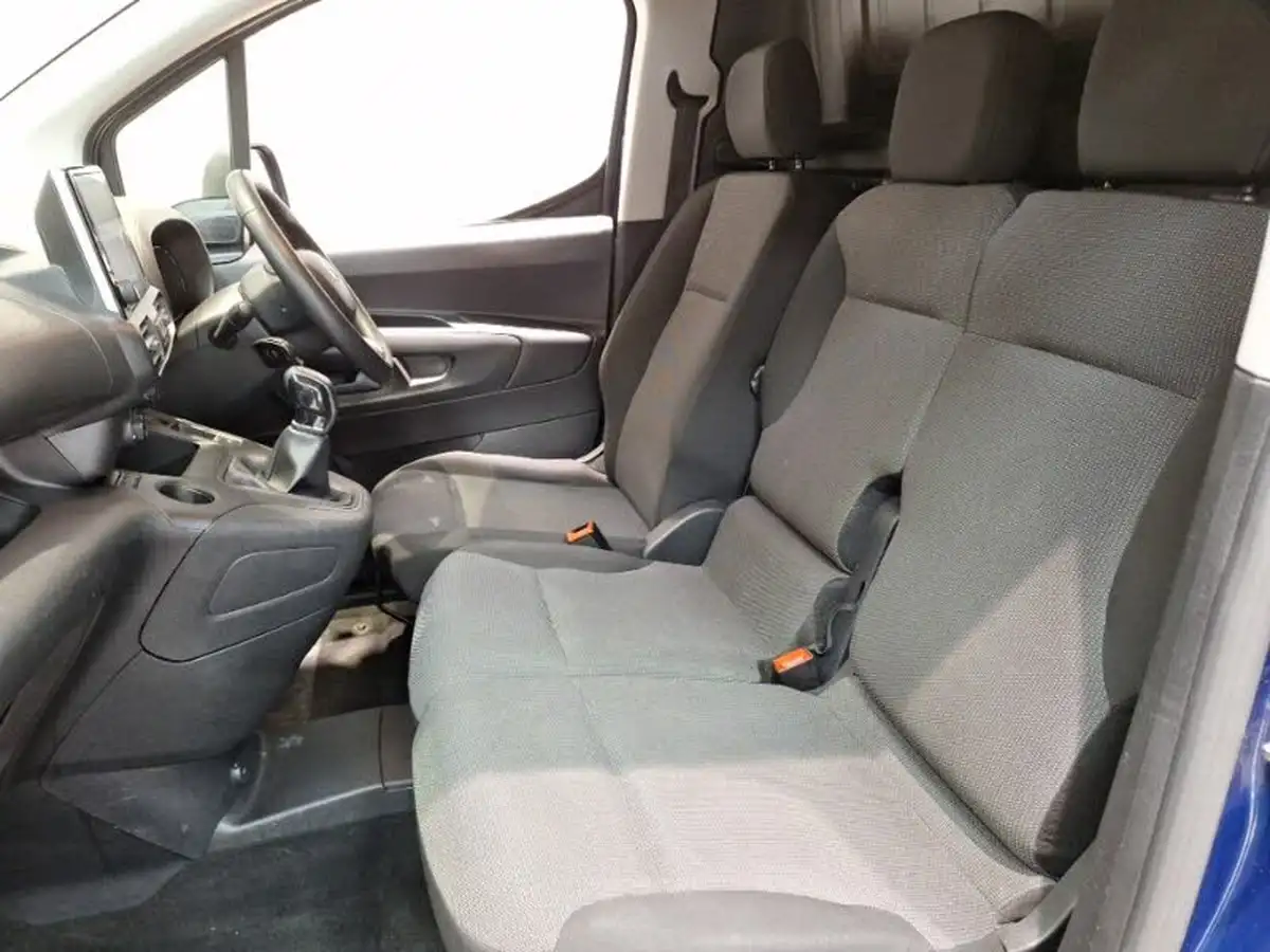 2021-toyota-proace-city-15d-icon-100hpeu6dt-e-l1-big-4