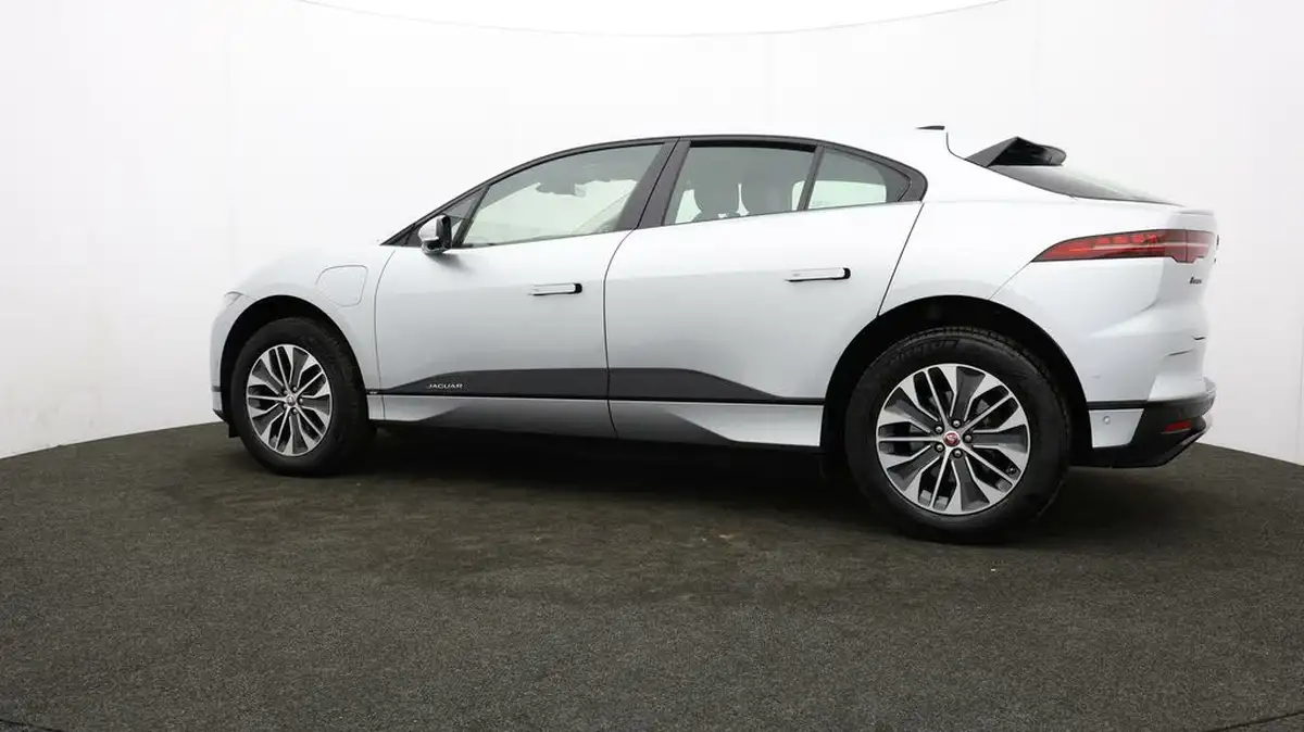 2021-jaguar-i-pace-ev400-se-big-62
