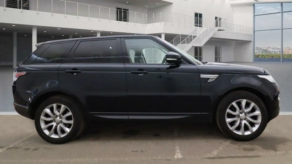 2017-land-rover-range-rover-sport-20sd4-hse-241ps-big-13