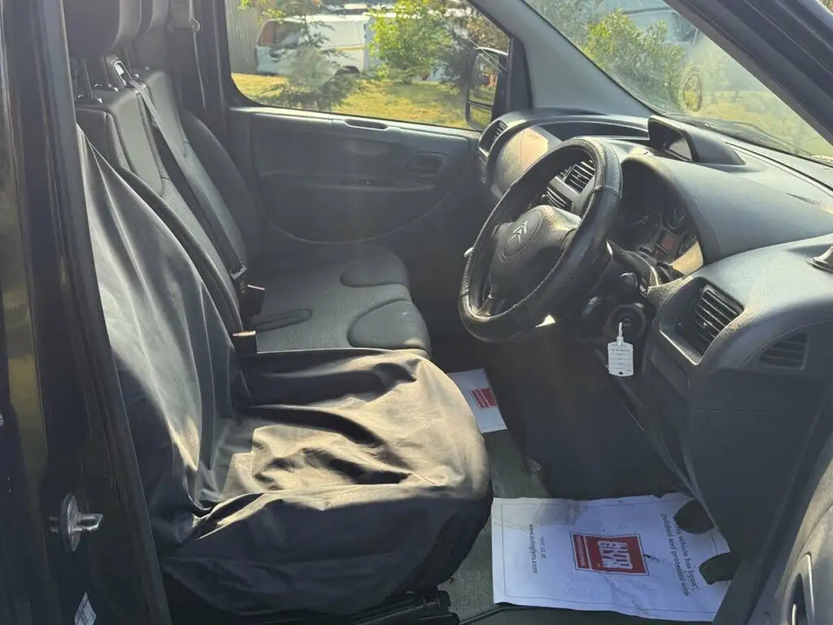2015-citroen-dispatch-16td-enterprise-panel-big-7