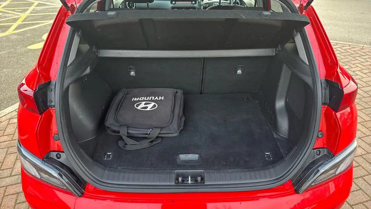 2021-hyundai-kona-e-premium-204ps-64kwh-7kw-obc-big-18