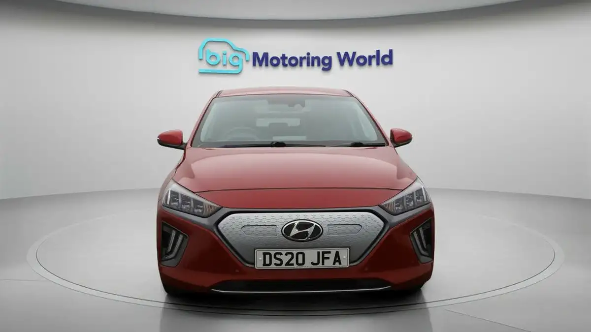 2020-hyundai-ioniq-e-premium-se-electric-100kw-big-2