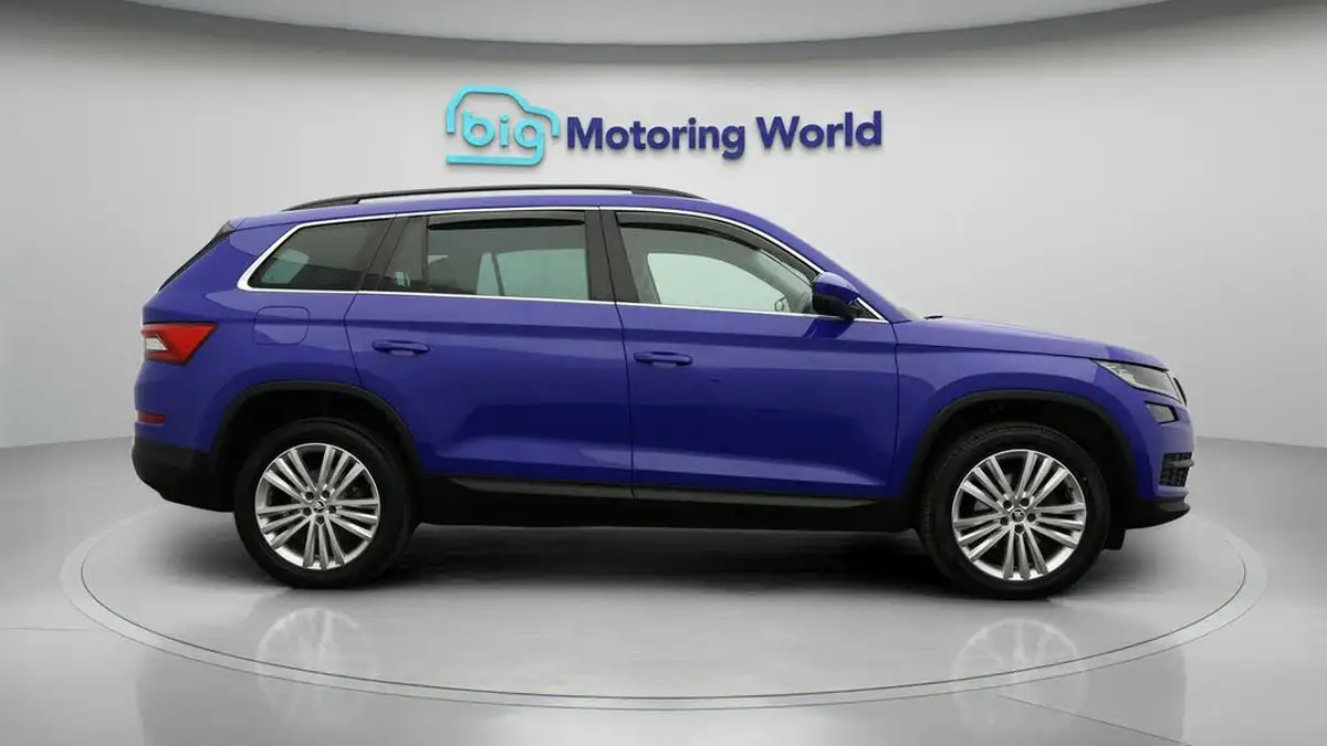 2021-skoda-kodiaq-15-tsi-se-l-dsg-big-7