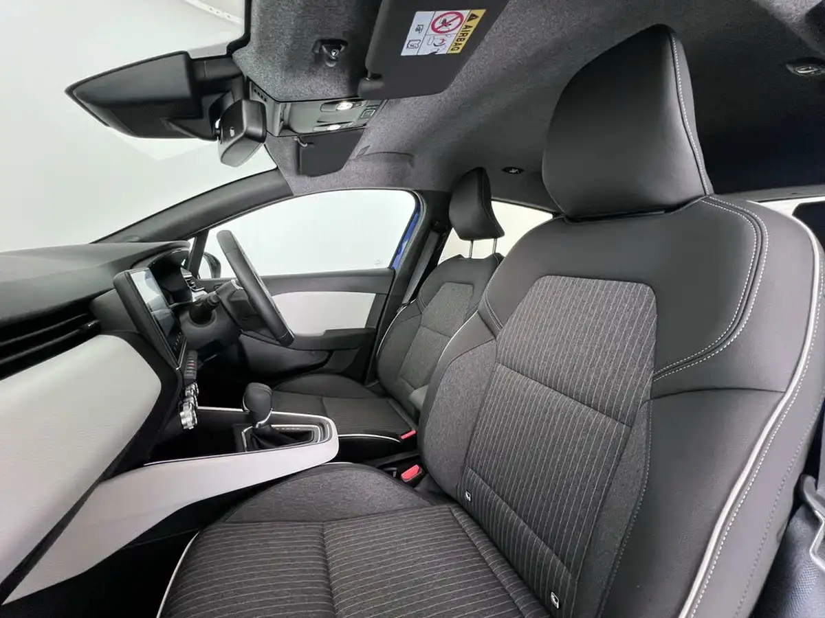 2023-renault-clio-16-techno-big-11