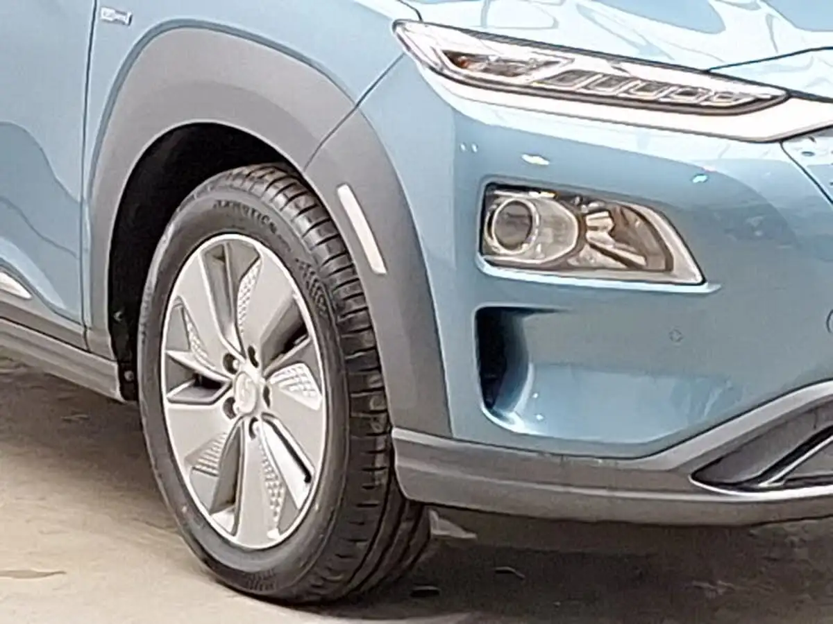 2020-hyundai-kona-e-premium-204ps-big-8