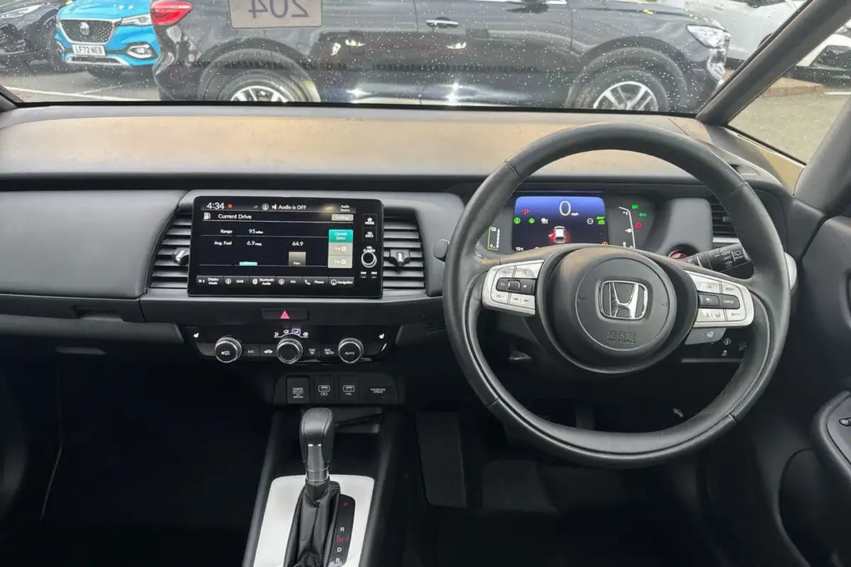 2021-honda-jazz-15-i-mmd-ex-107ps-big-12