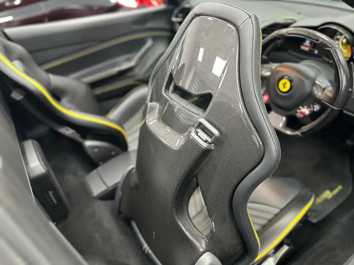 2018-ferrari-488-39-488-spider-big-54