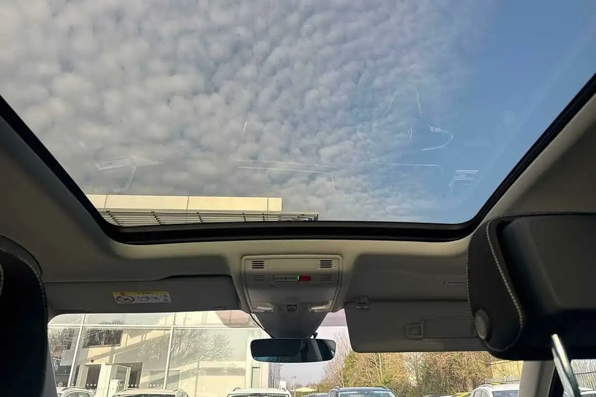 2021-volkswagen-tiguan-15-tsi-elegance-big-28