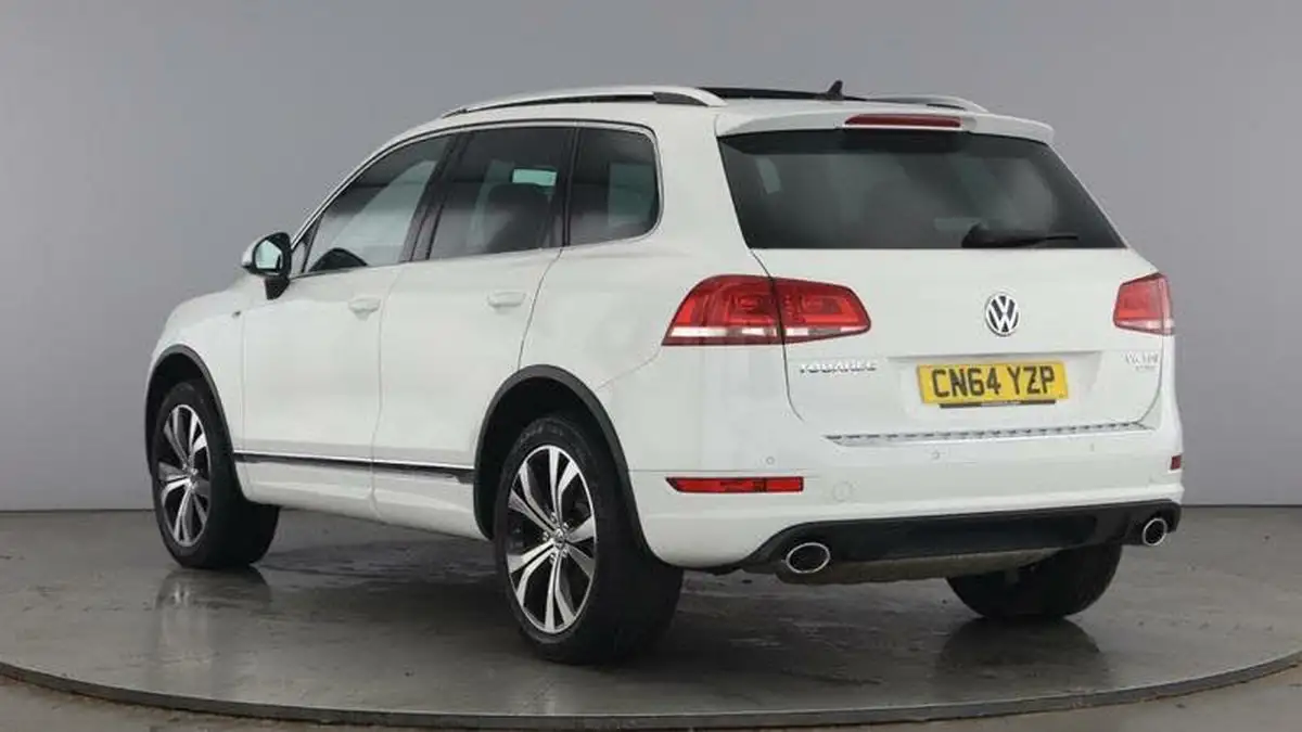 2014-volkswagen-touareg-30td-r-line-245ps-bmtss-big-2