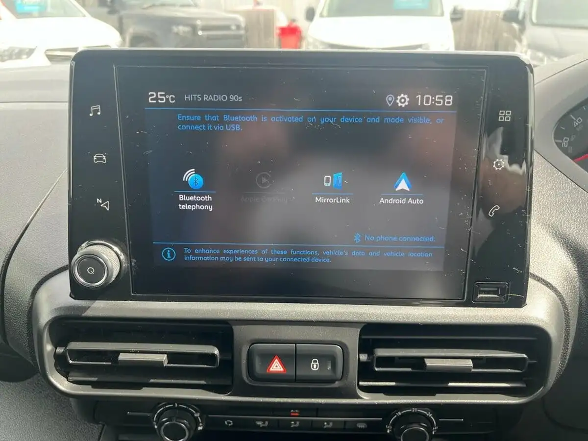 2020-peugeot-partner-15-bluehdi-1000-professional-100ps-eu6dt-panel-big-22