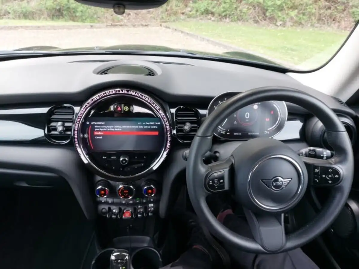 2023-mini-cooper-15-cooper-classic-premium-auto-hatchback-3d-auto-big-2