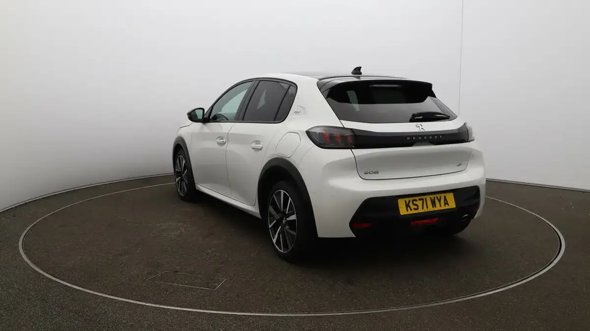 2022-peugeot-208-12-puretech-gt-100bhp-big-53