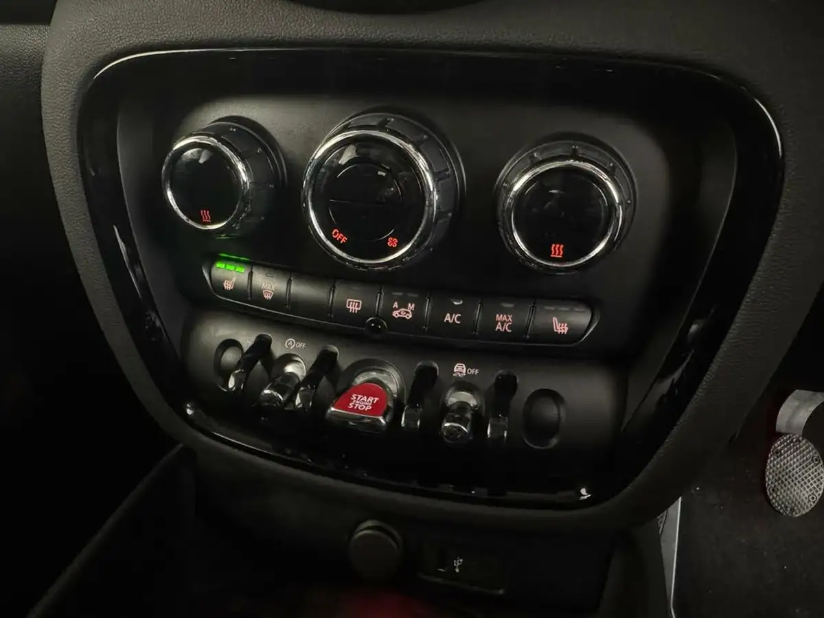 2021-mini-clubman-15-cooper-classic-big-20