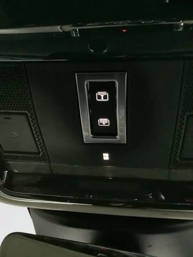 2018-land-rover-range-rover-sport-20-p400e-hse-ss-big-20