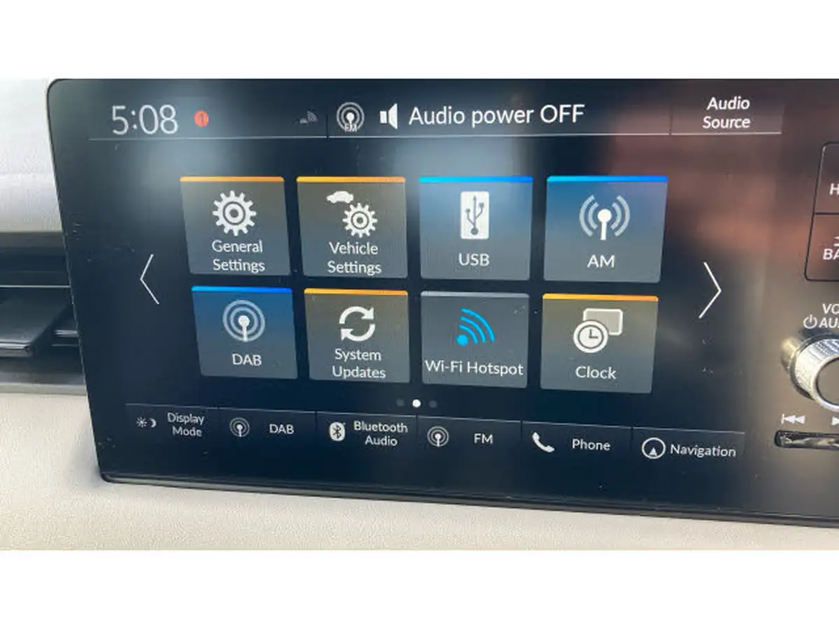 2023-honda-hr-v-15-i-mmd-advance-style-big-36
