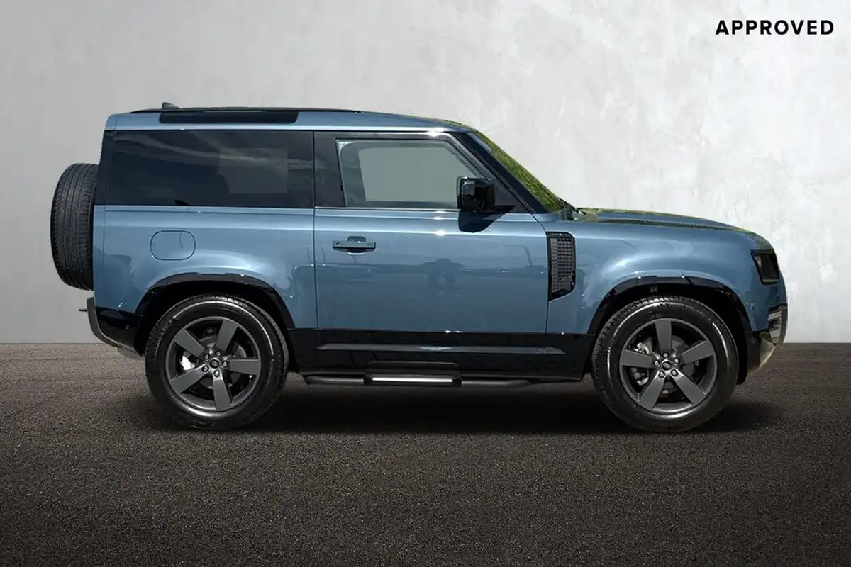 2023-land-rover-90-defender-30-d250-x-dynamic-hse-big-5