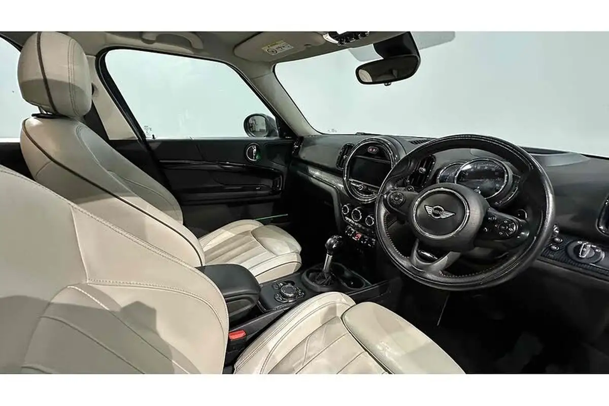 2018-mini-countryman-20-cooper-s-ss-auto-big-25