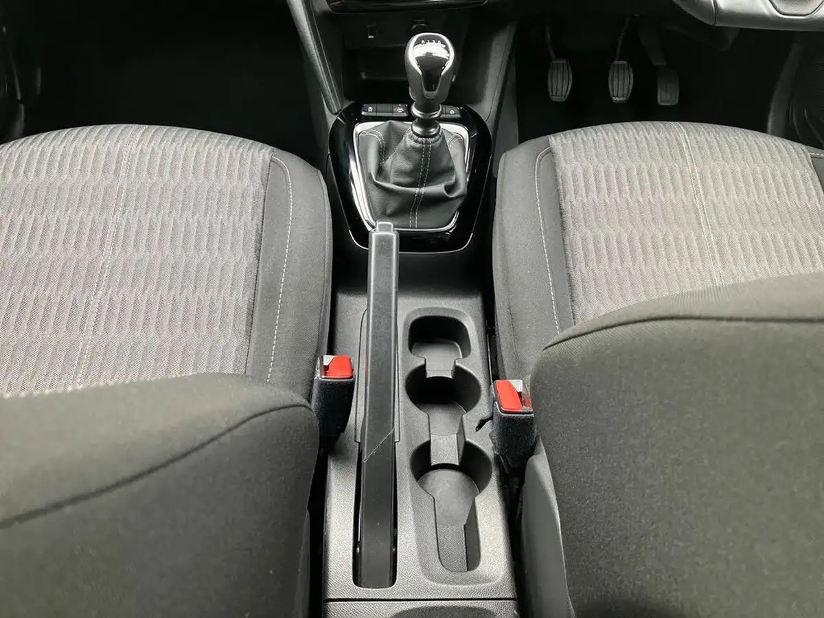 2021-vauxhall-corsa-12-turbo-se-edition-big-16
