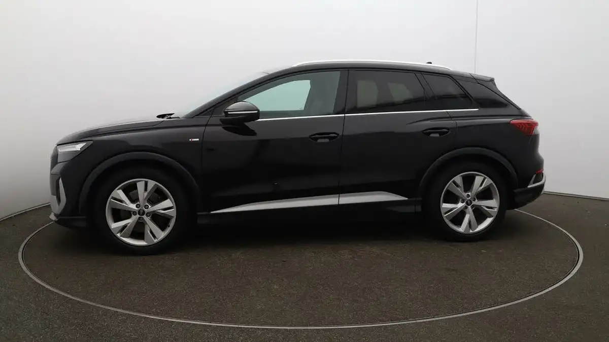 2022-audi-q4-e-tron-40e-s-line-station-wagon-big-4