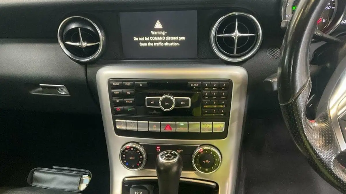 2011-mercedes-benz-slk-18-slk200-amg-sport-edition-125-7g-tronic-plus-big-7