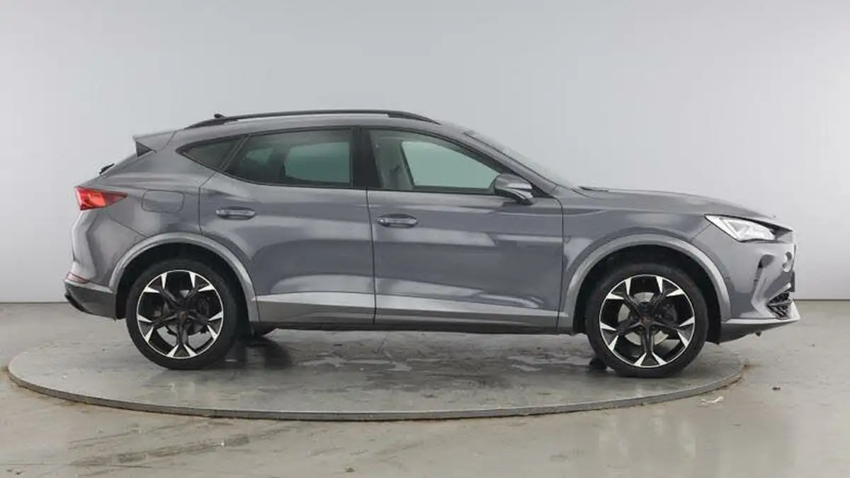 2022-cupra-formentor-15-tsi-v2-dsg-big-3