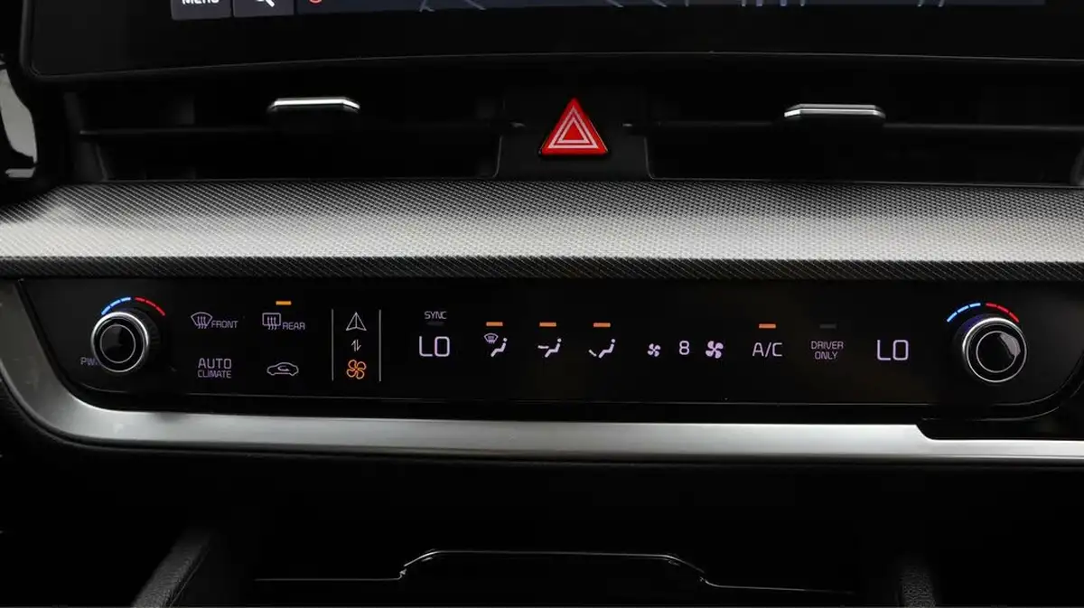 2022-kia-sportage-16-t-gdi-gt-line-226bhp-hev-1598cc-auto-big-11