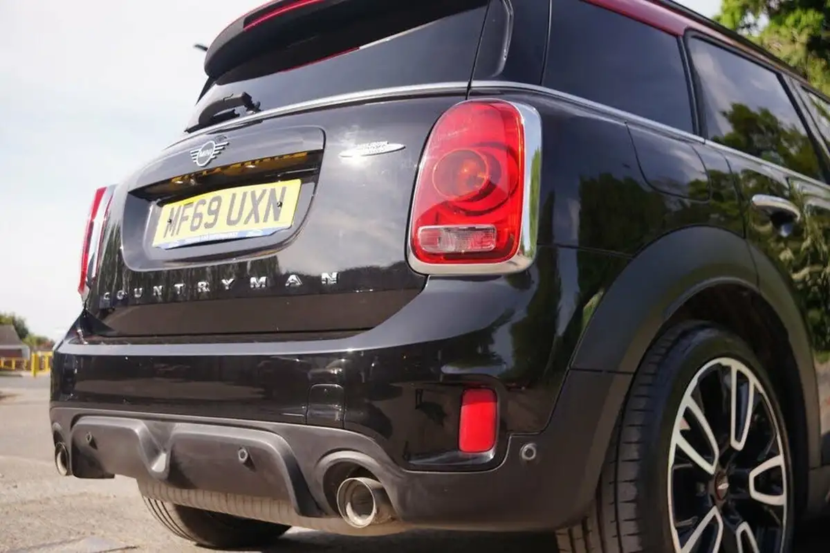 2019-mini-countryman-20-john-cooper-works-big-48