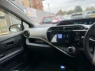 2014-toyota-yaris-small-6