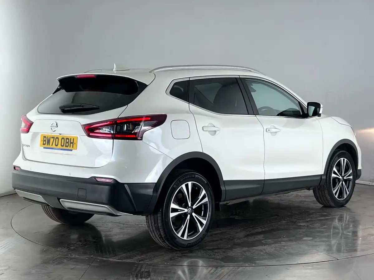 2021-nissan-qashqai-13-dig-t-n-connecta-160ps-auto-big-3