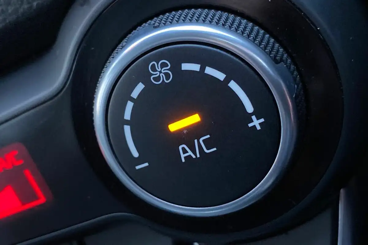 2021-kia-stonic-10-t-gdi-connect-big-29