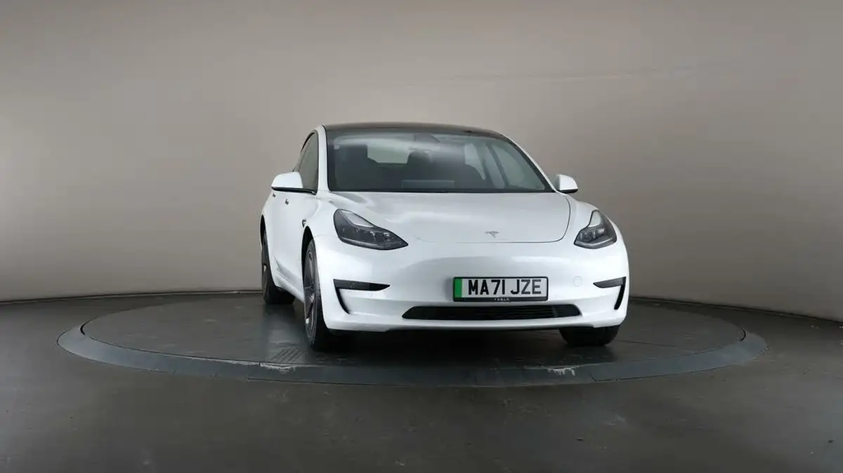 2021-tesla-model-3-e-standard-plus-big-42