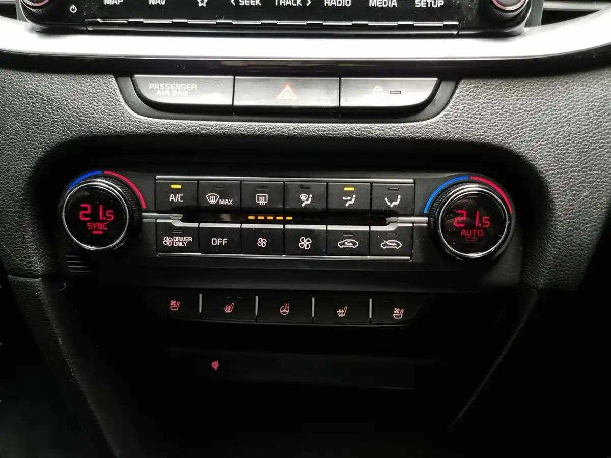 2020-kia-xceed-16-gdi-first-edition-big-21