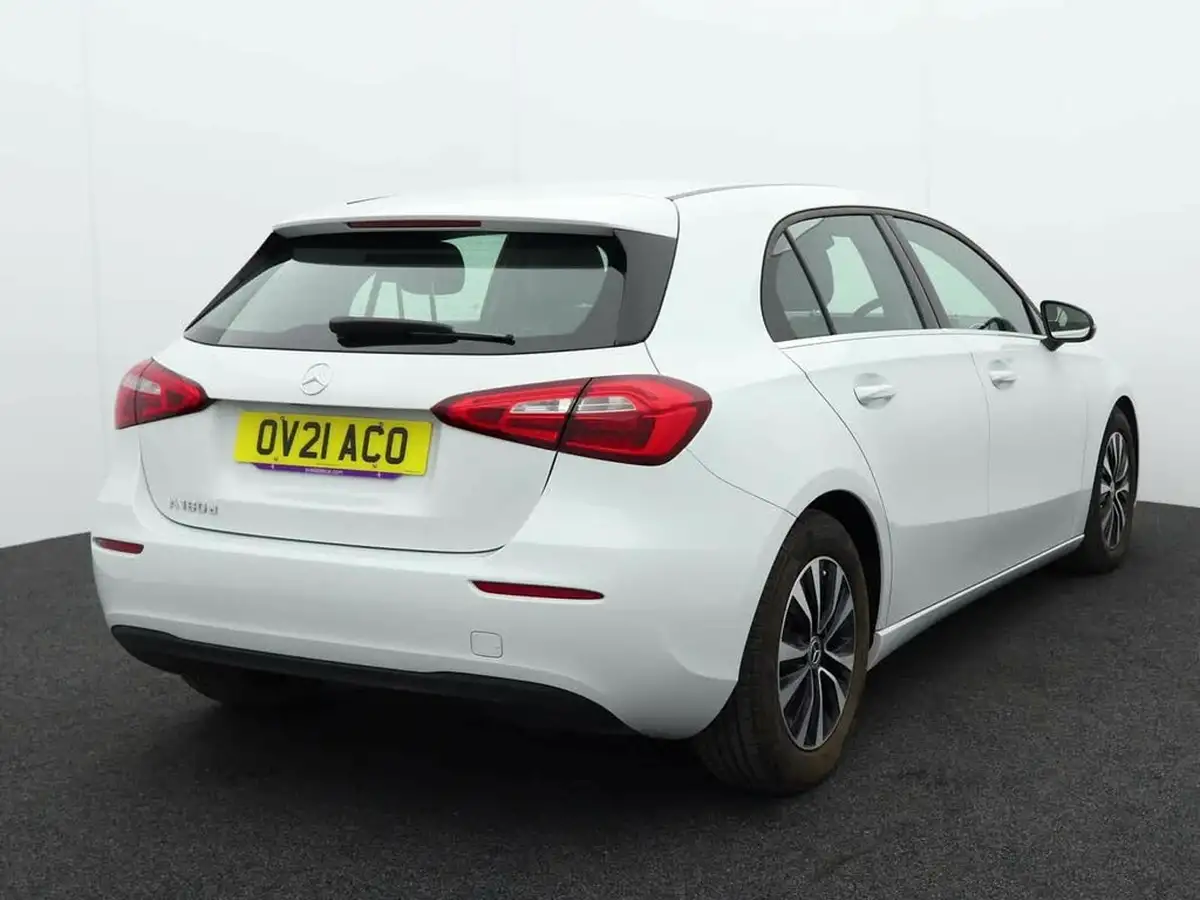 2021-mercedes-benz-a-class-20d-a180d-se-big-4